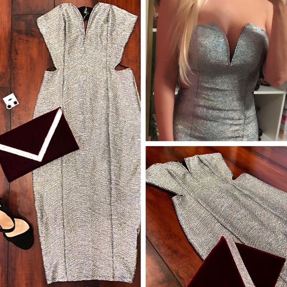 blanc Dresses & Skirts - NWT- Sweetheart Cut Dress😍